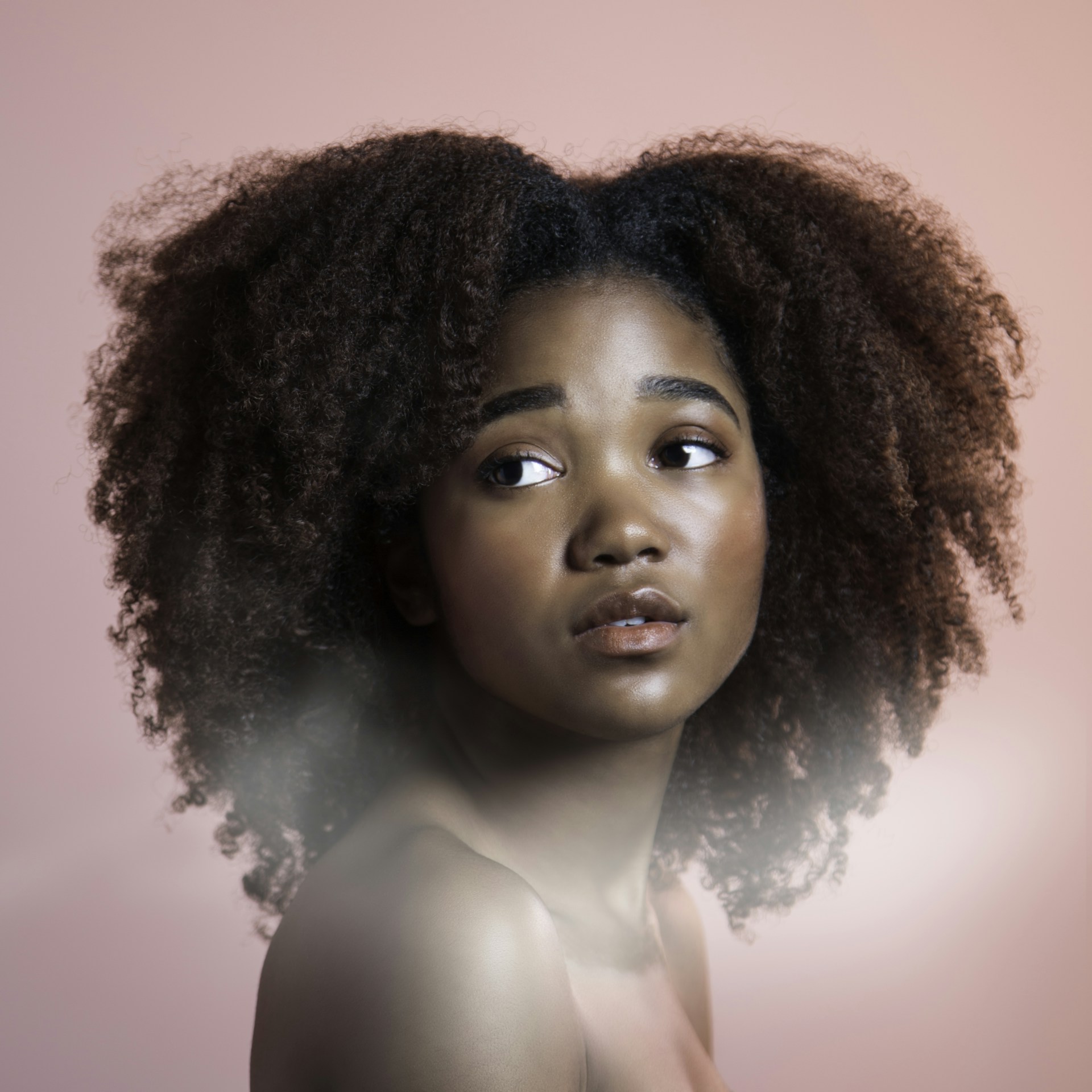 Editorial imagery for refresh — not a treatment result